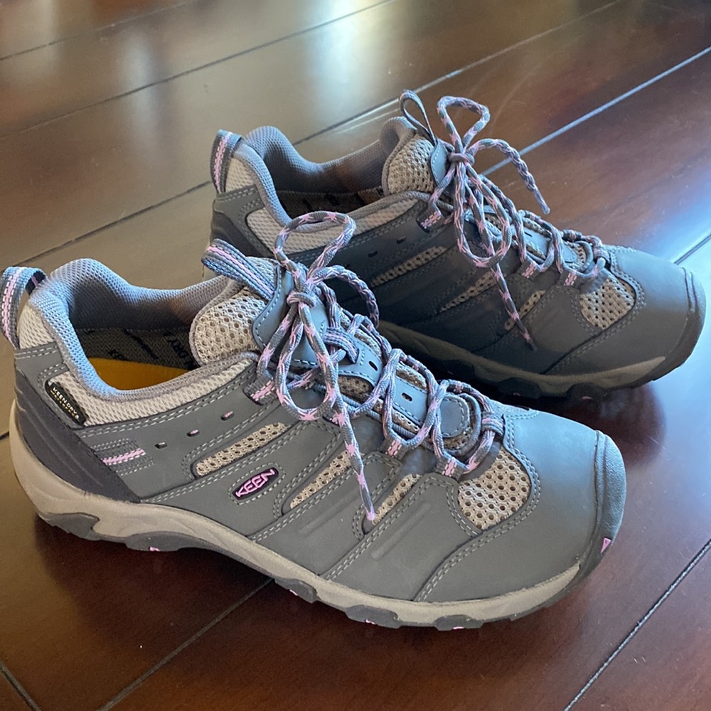 Keen hiking shoes